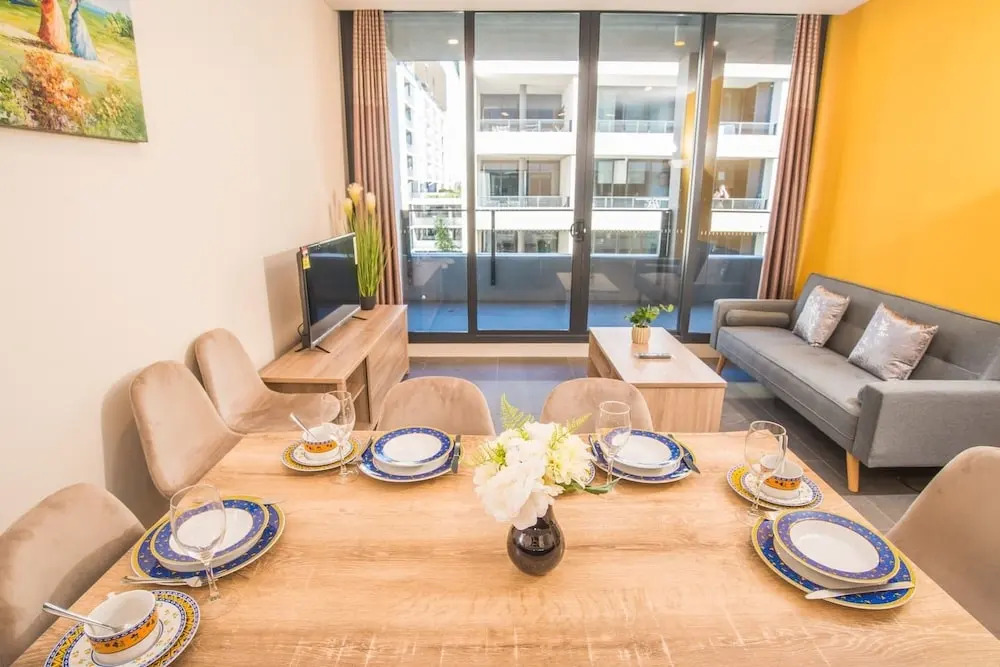Relaxing Parramatta Apartment With Parking