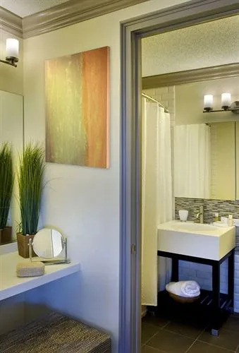 Sutton Court Hotel Residences