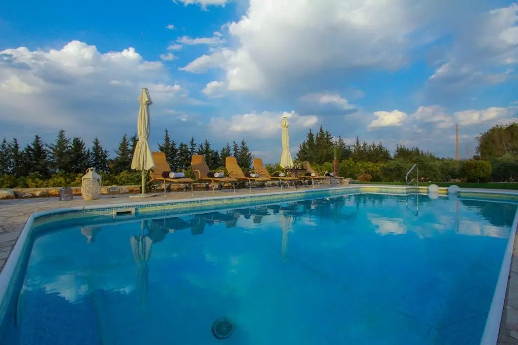 Theos Club Villas 3