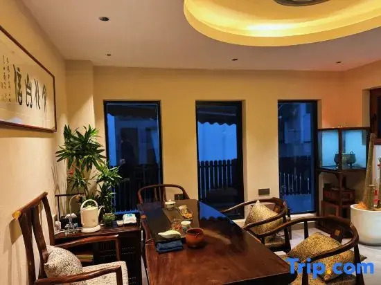Hangzhou · 308 Tea-themed Stay · (Lingyin Store)
