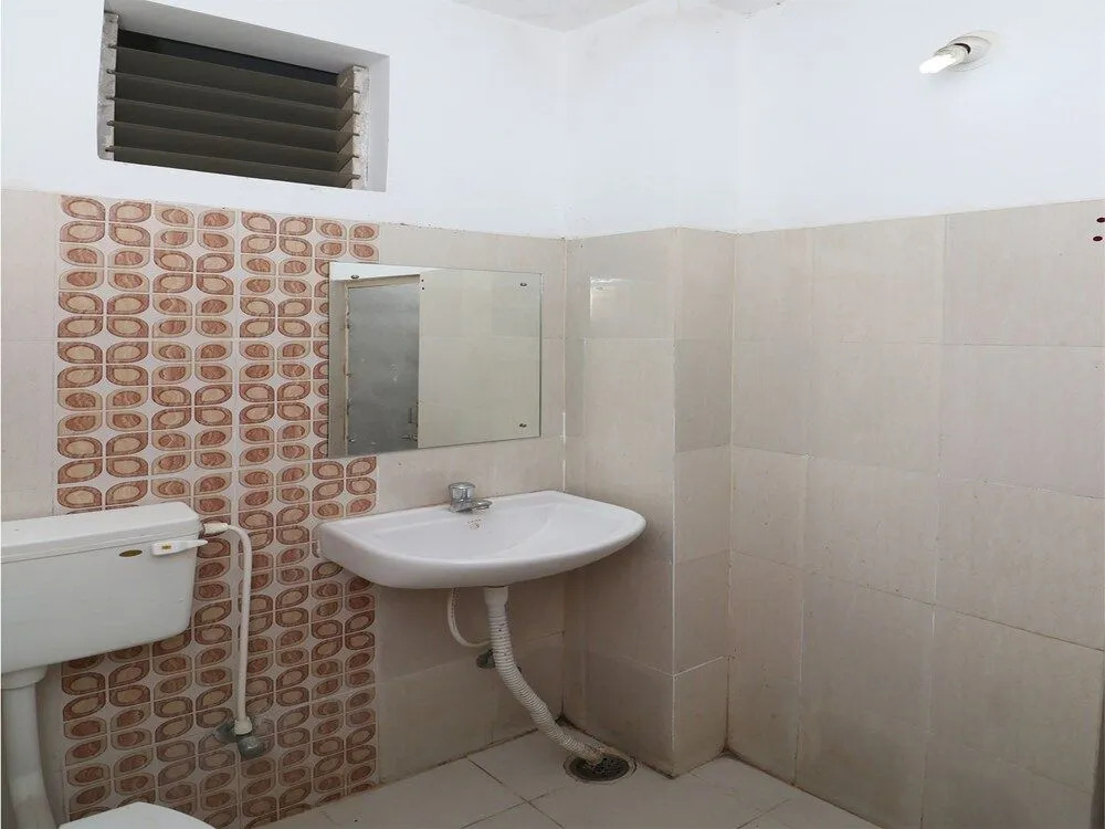 OYO 3012 Hotel Nayak Plaza