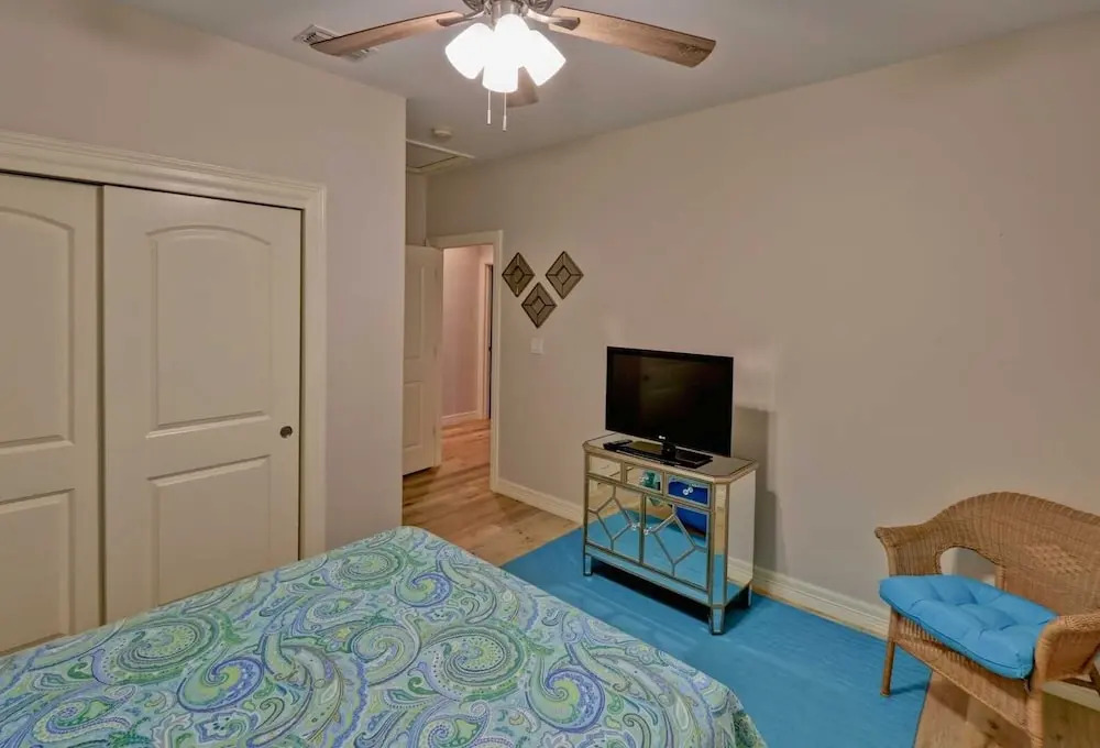 Sea Glass 11 3 Bedroom Condo by RedAwning