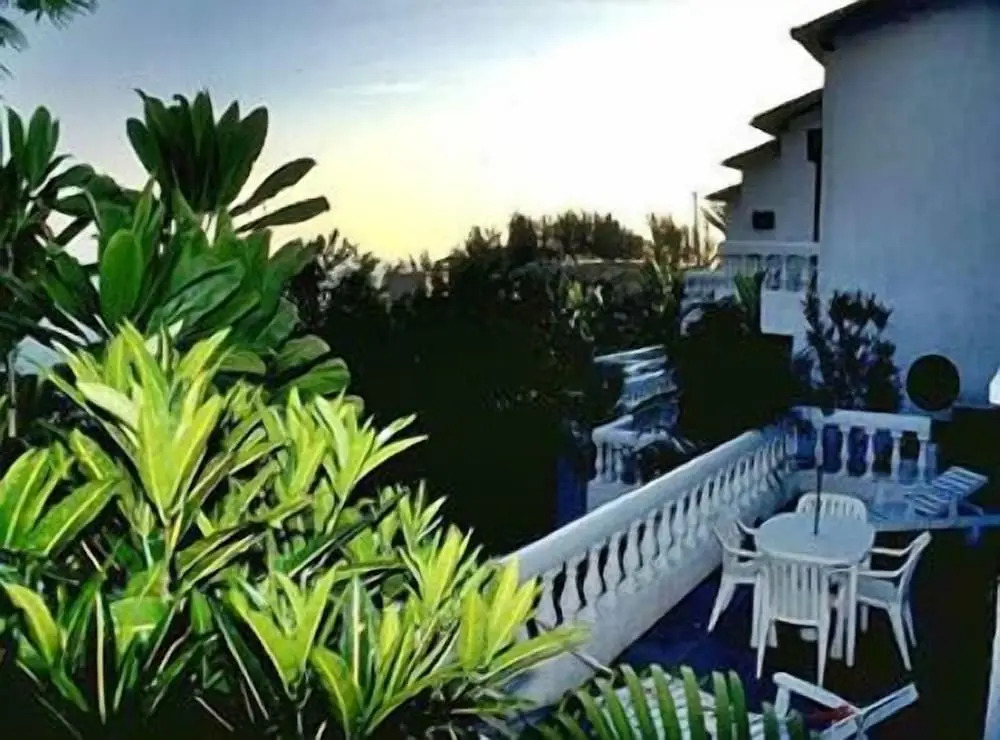 Casa & Mar Colonial