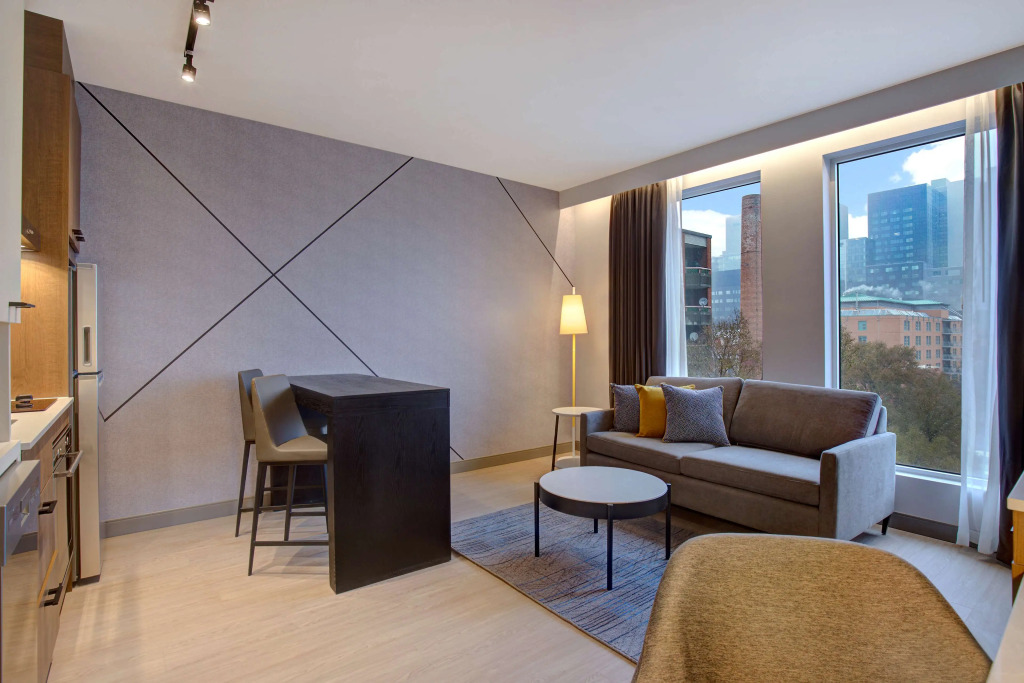 Hampton Inn by Hilton Montreal Downtown