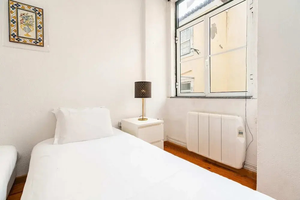 Charming 2 Bedroom Apartment Next to Praça da Figueira