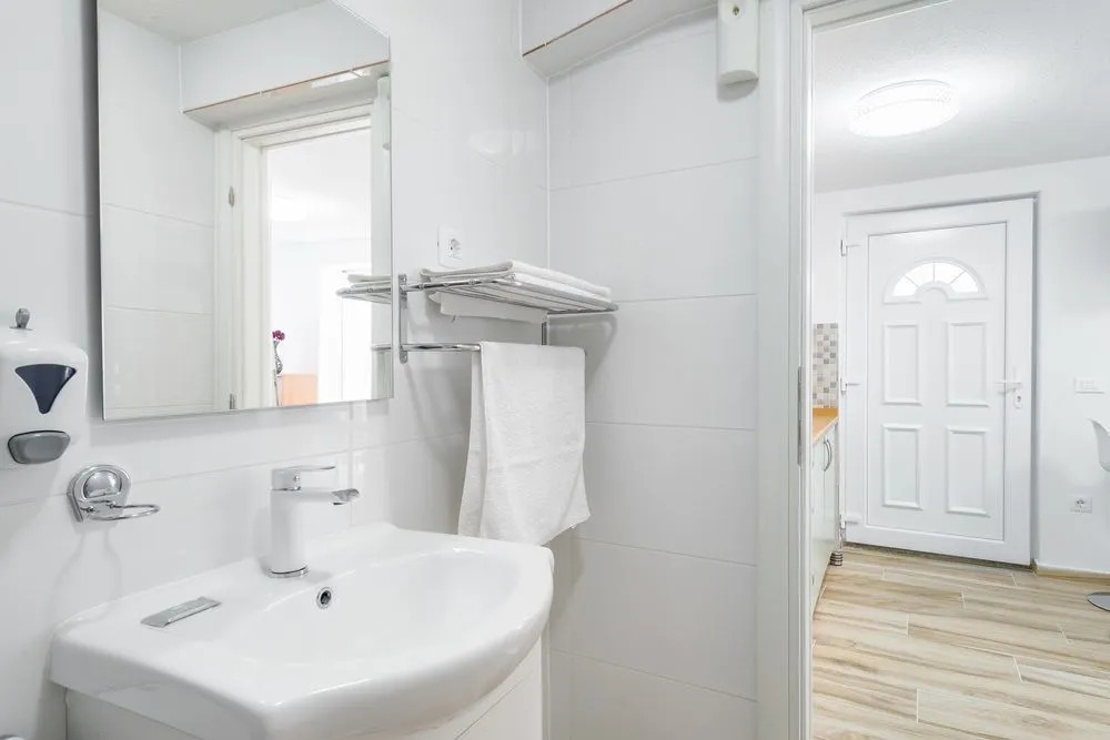 Apartment With 2 Rooms In Baška Voda, With Wonderful Sea View, Furnish