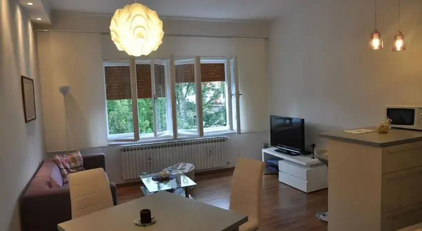 Apartment Little Square 155