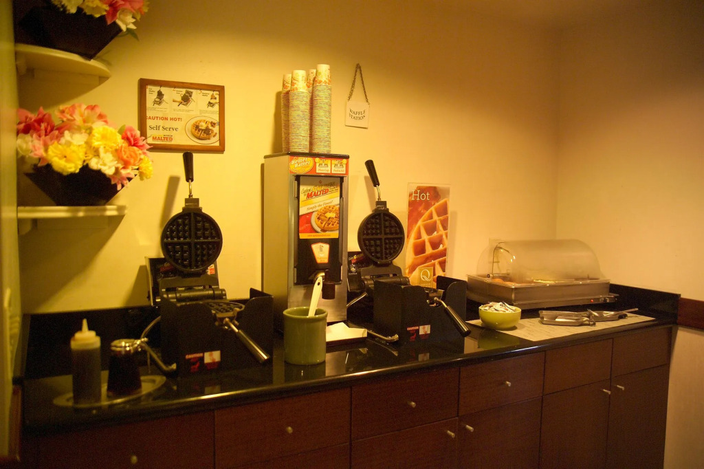 Quality Inn & Suites Everett