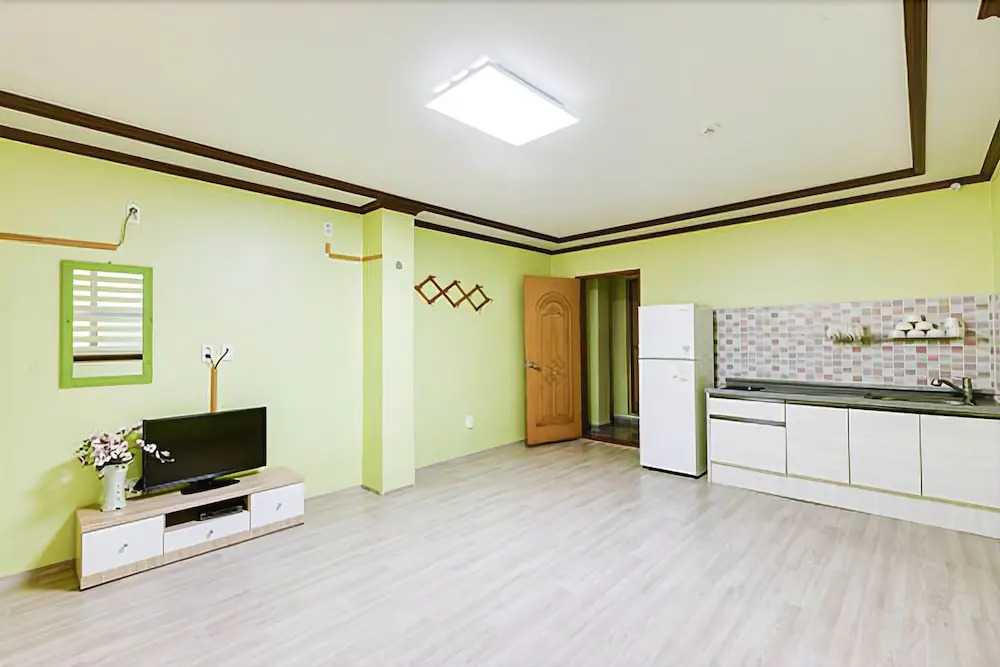 Buan Sagyejeol Pension