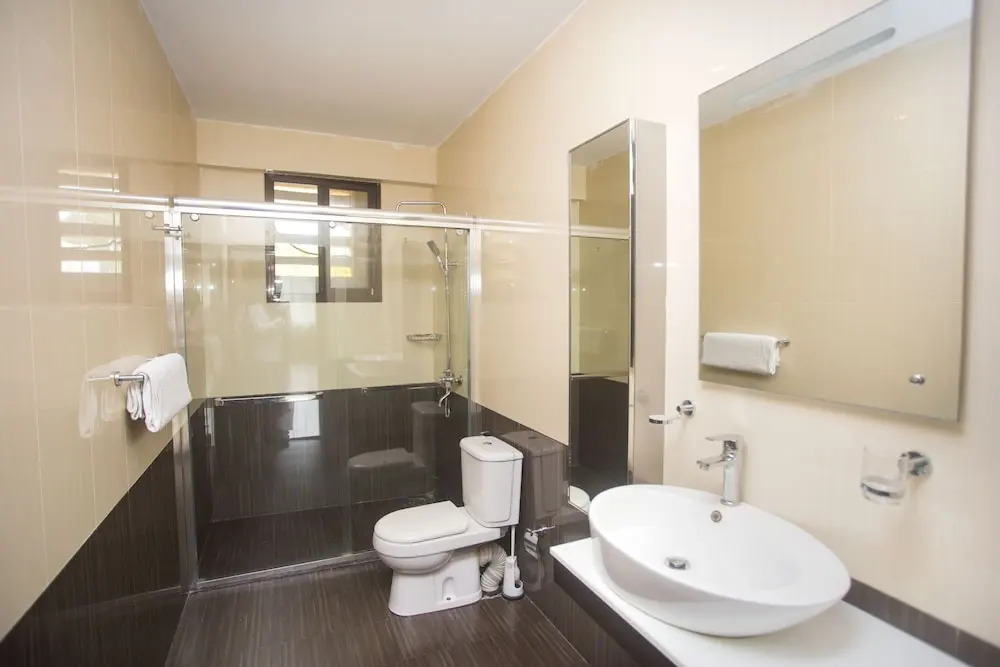 Yasmin Apartments