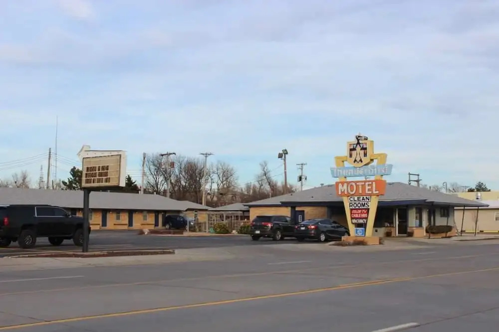 Thunderbird Motel