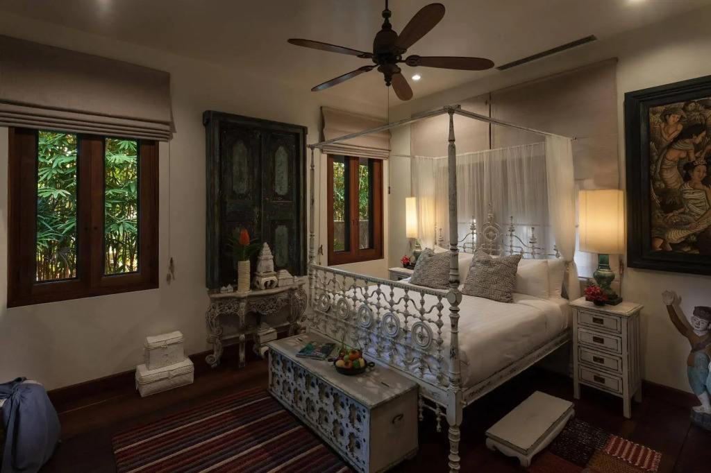 Howies HomeStay