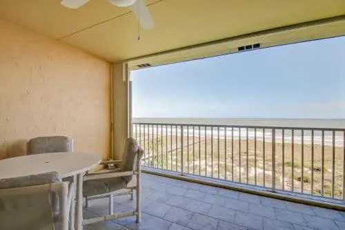 Atlantis #405 Apartment