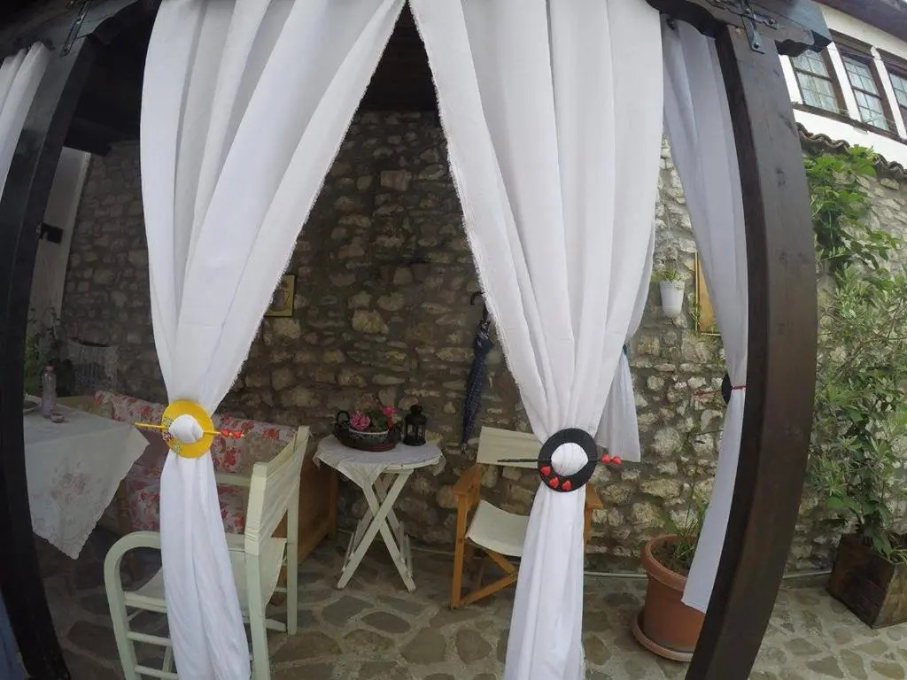 Bujtina Kodiket Guesthouse