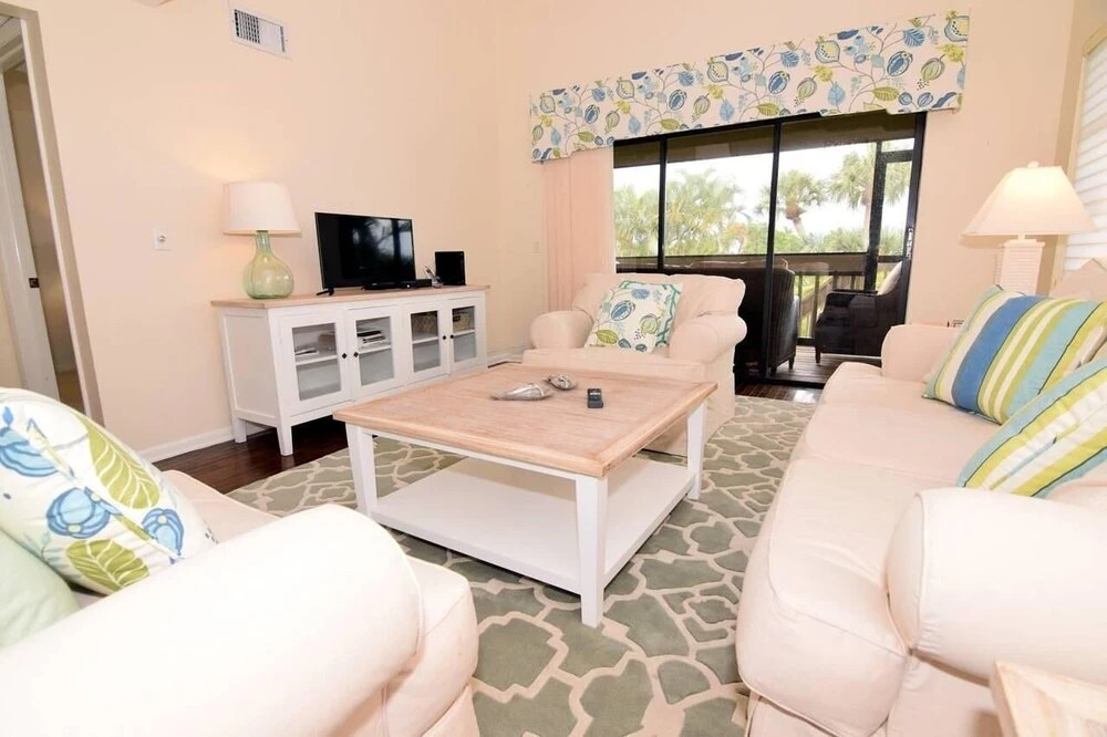 Fore Dunes Home -pet Friendly Duplex, Located In The Dunes! 2 Bedroom Duplex