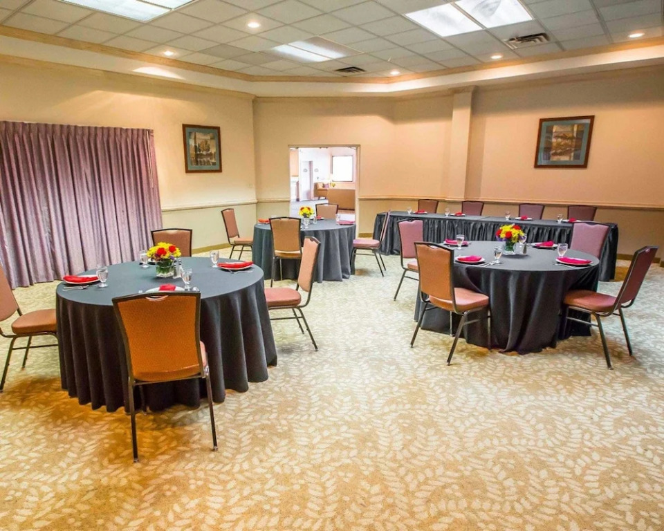 Comfort Suites University Area Notre Dame-South Bend