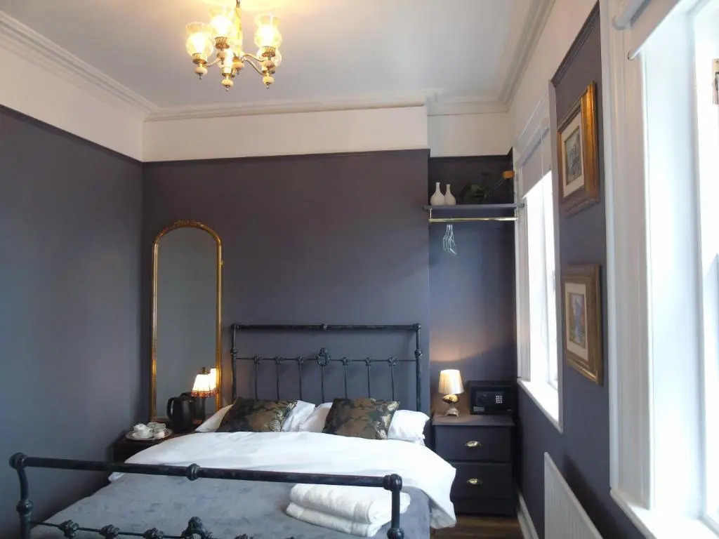 The Warren Belfast