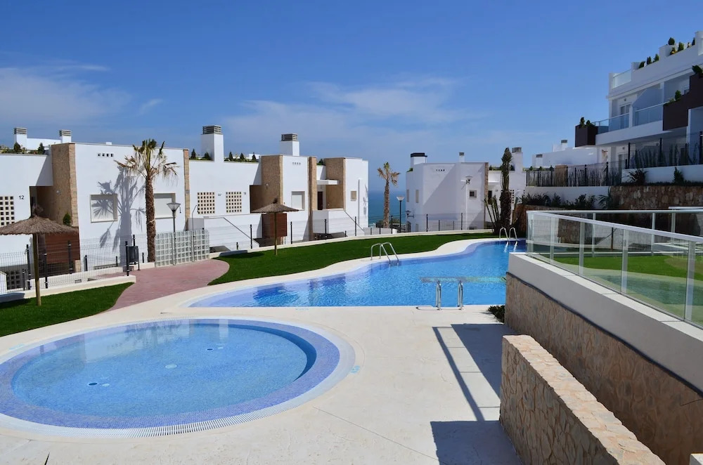 Novabeach Apartments - Marholidays