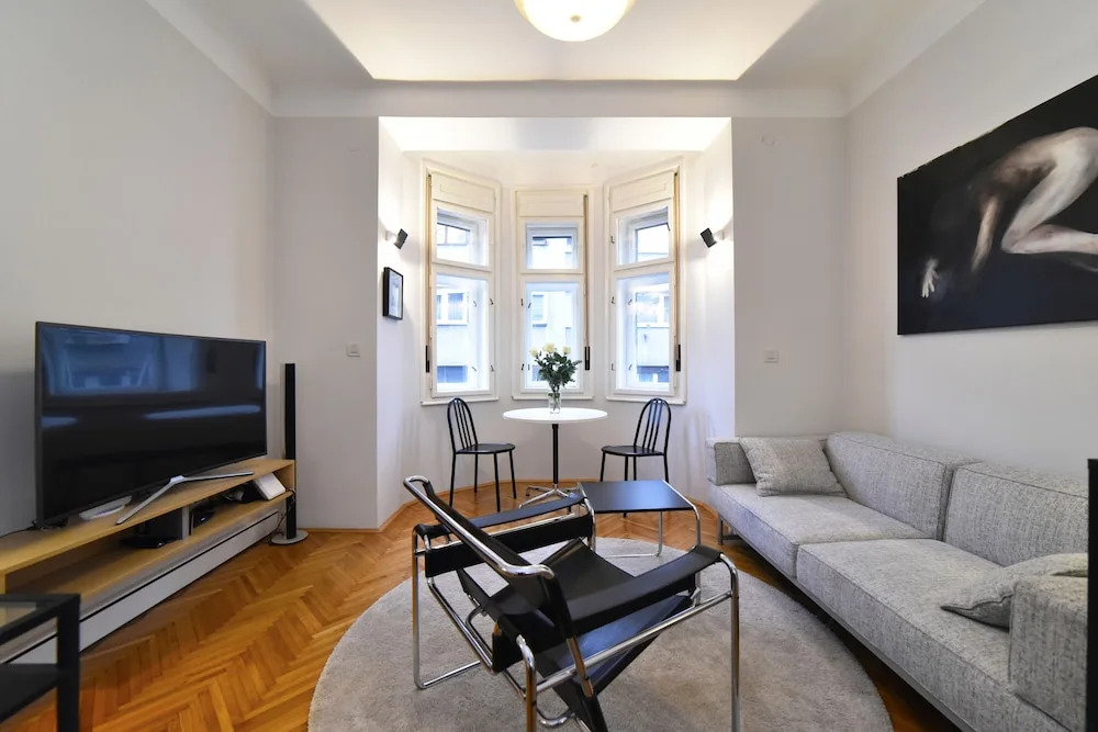 Apartment Bauhaus