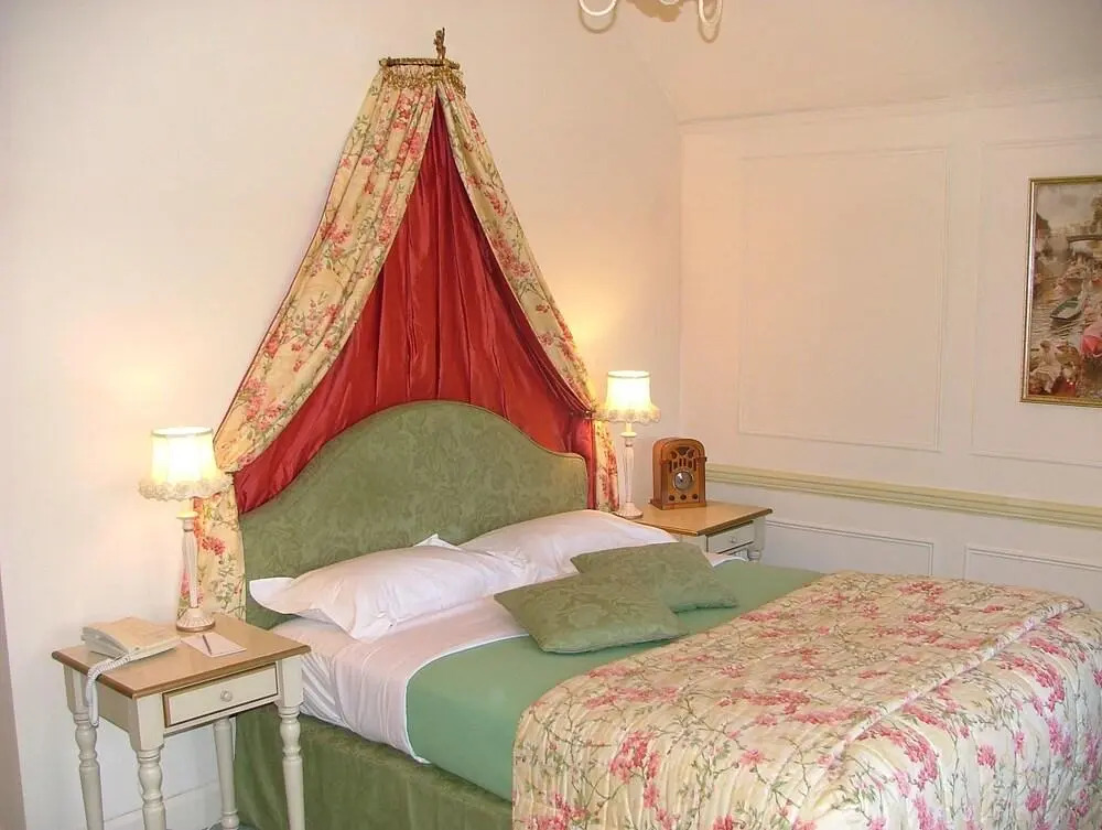 Esseborne Manor Hotel
