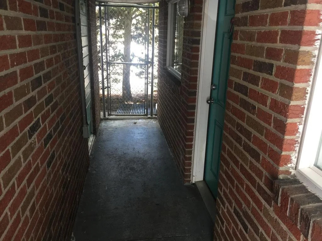 Surfcomber Motel