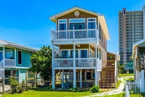 The Rising Tide by Meyer Vacation Rentals