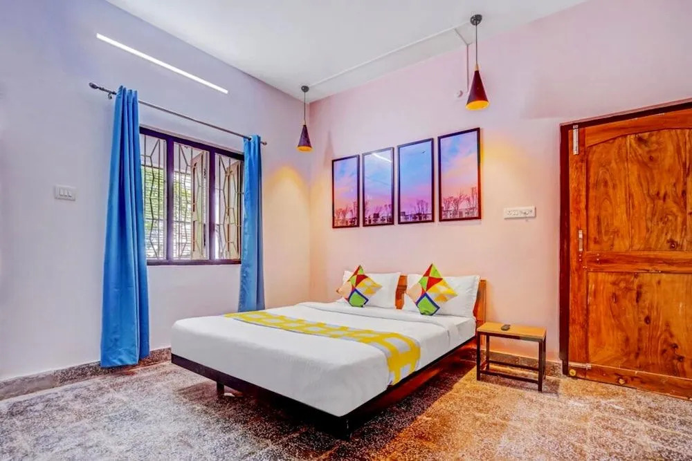 Luxury Star Inn 3 Bhubaneswar by Goroomgo