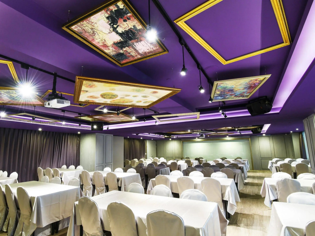 FX Hotel Tainan