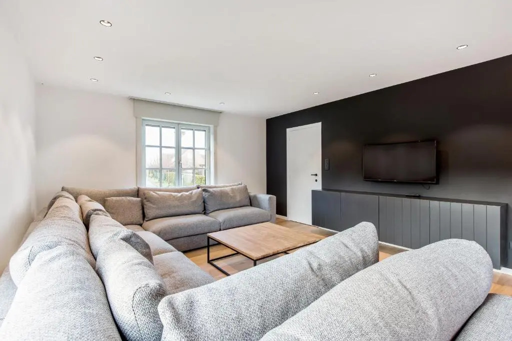 Big modern and bright villa near coast