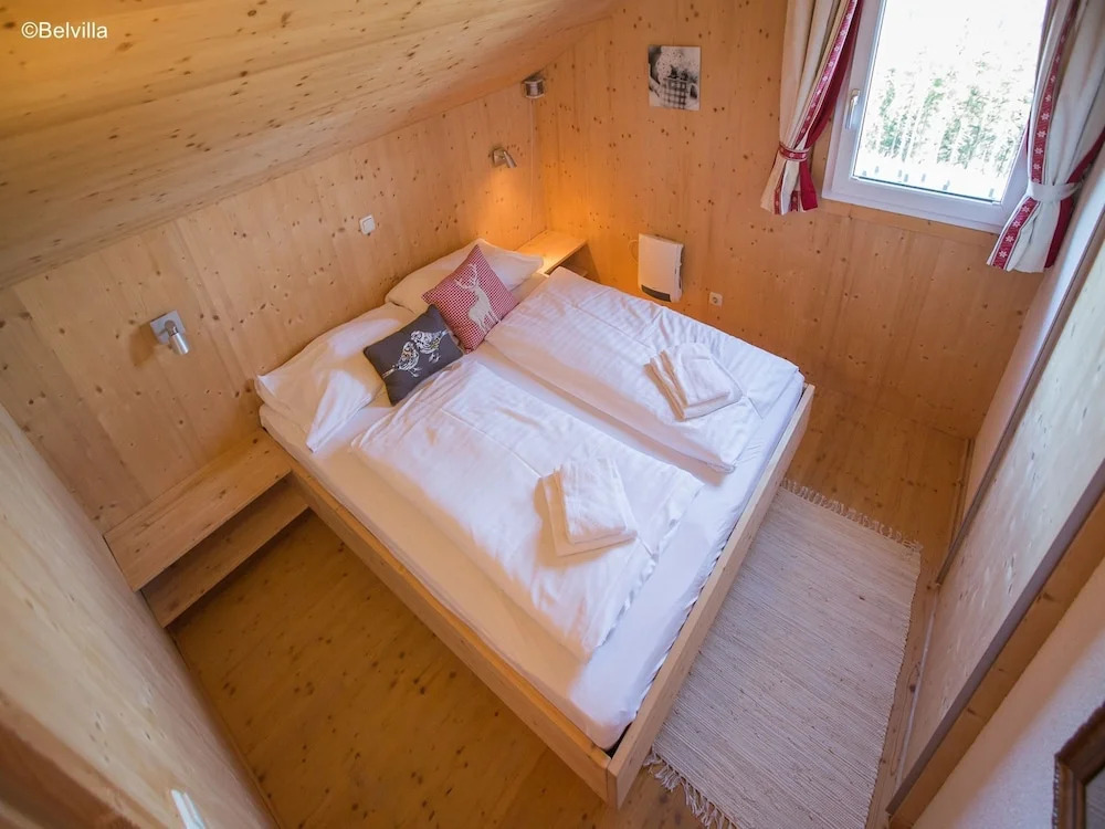Wooden Chalet in Klippitztrl near Ski Area