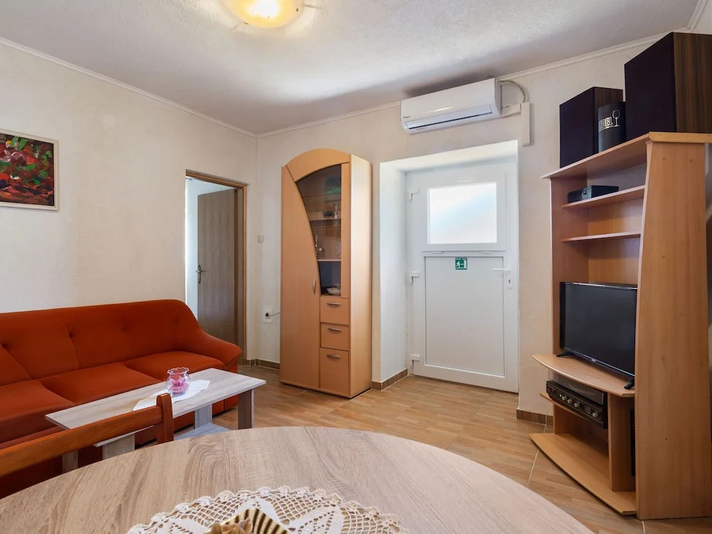 Simplistic Apartment in Opatija With Private Garden