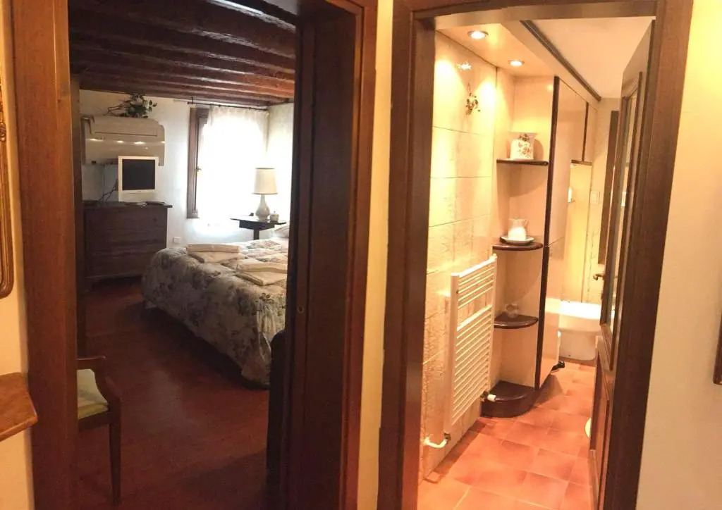 Venice Lucas house