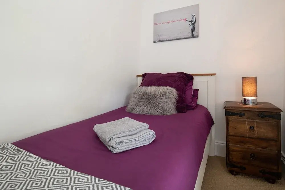 Cozy Pet-friendly Cottage in Snowdonia, No Deposit