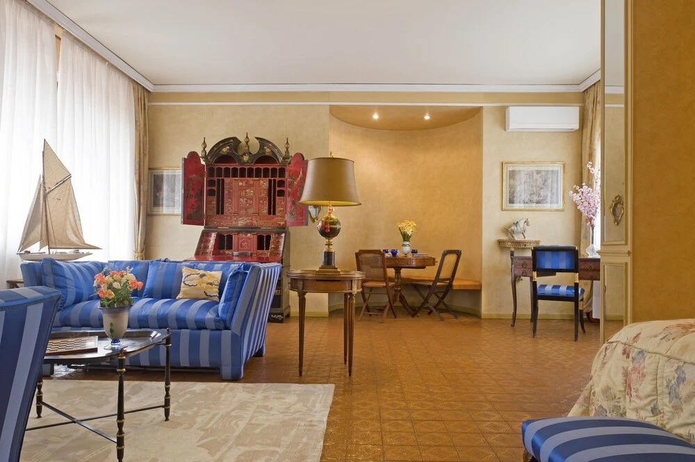 Bocconi – RentClass Faust Penthouse