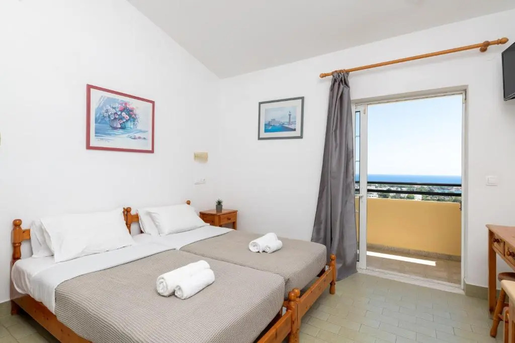 Pefkos View Suites & Maisonette