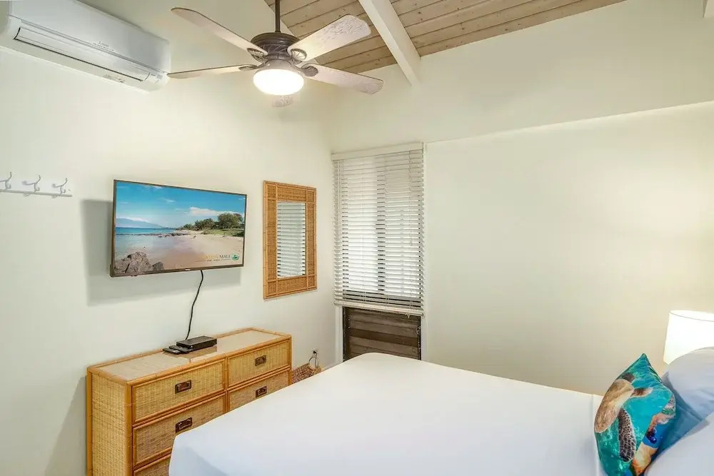 Kamaole Sands 1-403 - Ultimate Getaway! Spacious 2/2 With Split AC, Large Lanai