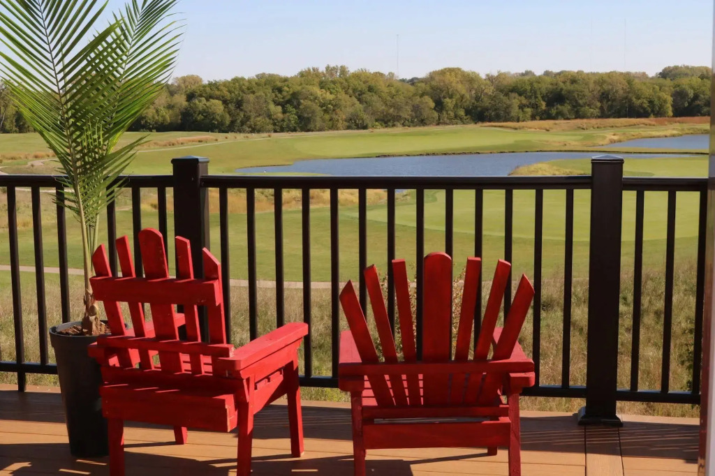 Qube Hotel - Polk City