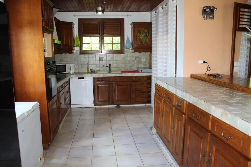 Villa with 4 Bedrooms in Sainte-Luce, with Private Pool, Furnished Garden And Wifi - 500 M From the Beach