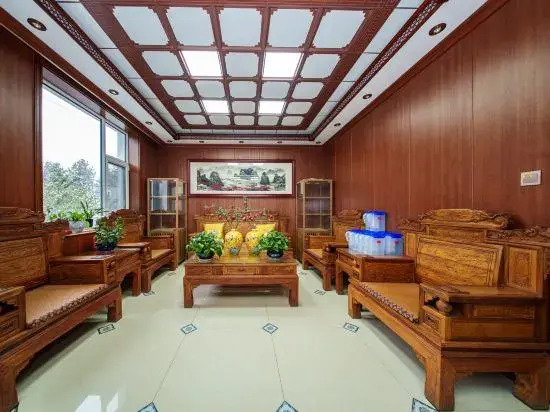 Wutaishan Xingheyuan Inn