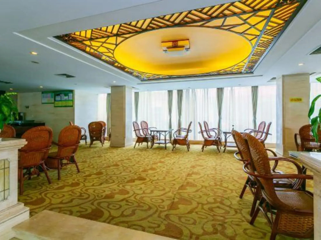 Dongxing Jingdao Hotel