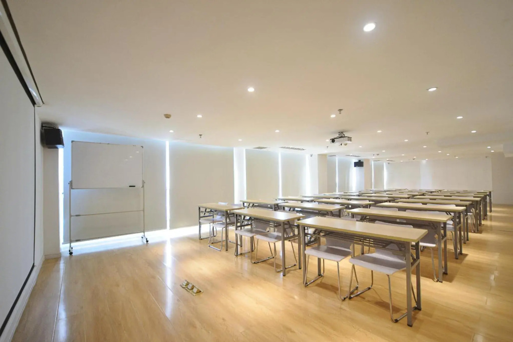 HanTing Hotel (Huaihua Hexi)