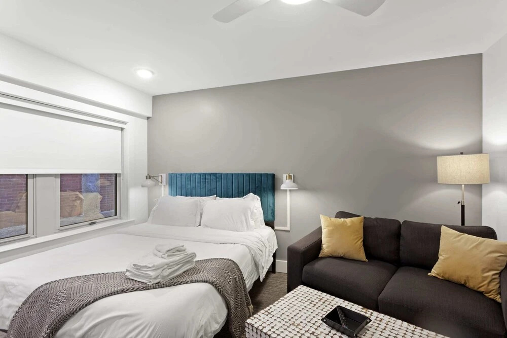 THE NETHERLAND - Modern MW Apts with Rooftop by Zencity