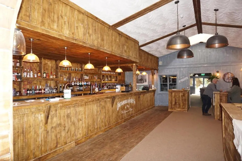 Lodge 77