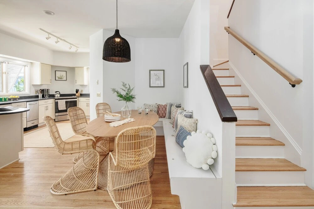 Huckleberry by Avantstay Classic Charleston Home Close to Beach Outdoor Dining