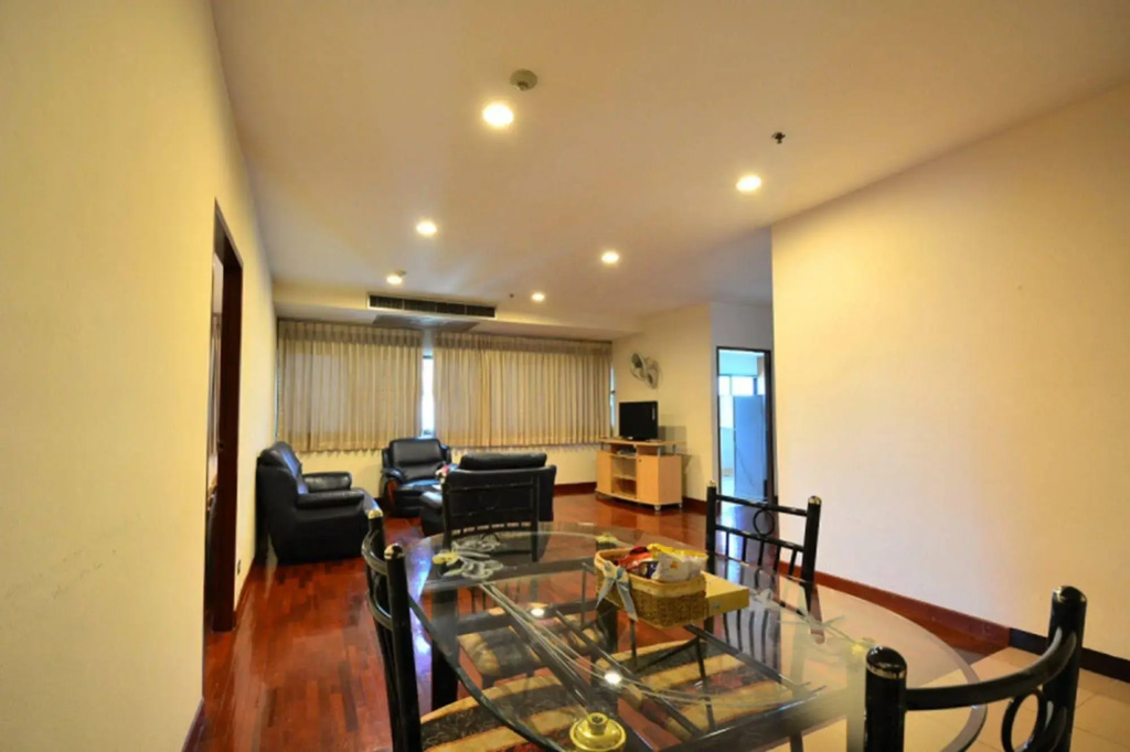 Piyavan Tower Serviced Apartment