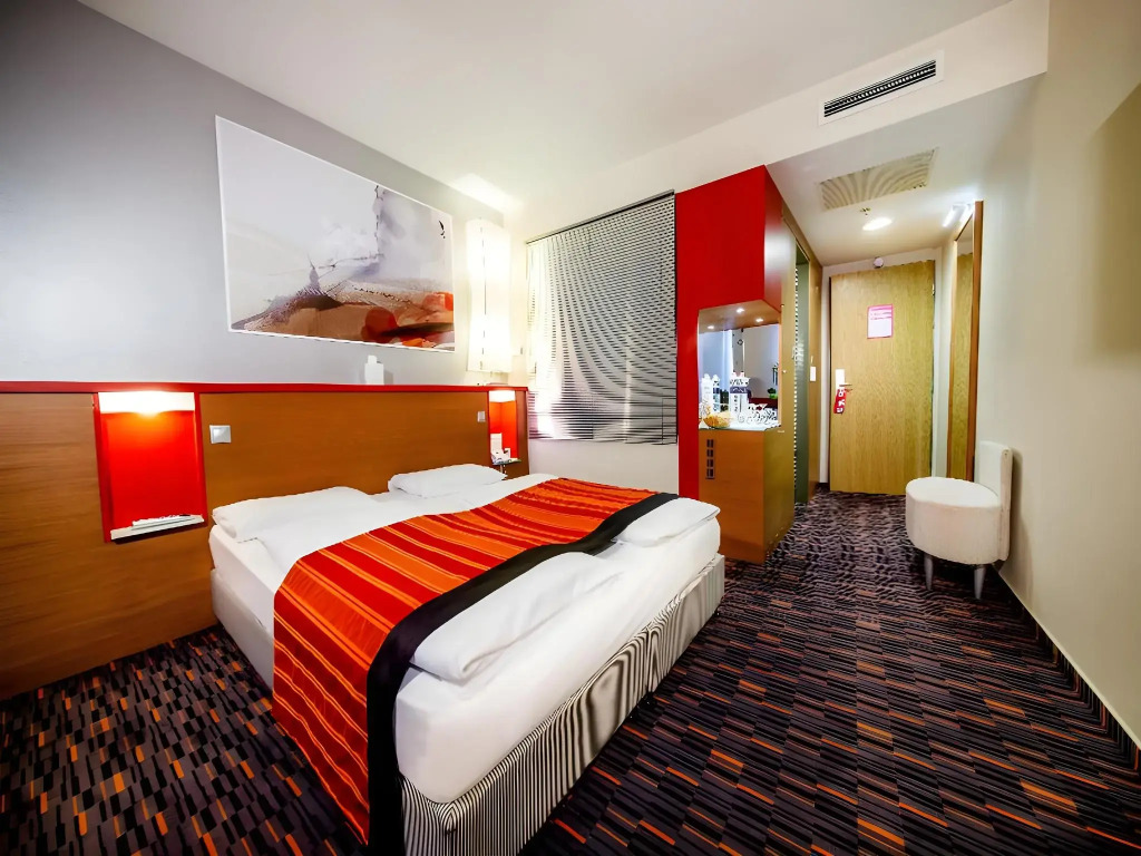 Royal Park Boutique Hotel