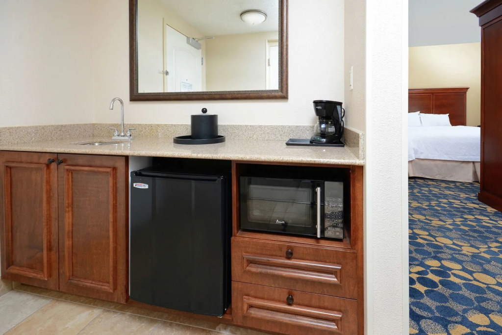 Hampton Inn & Suites Huntersville