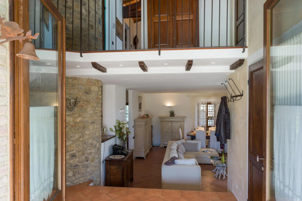 Beautiful villa with private pool immersed in the Tuscan countryside-Capanna al Lago