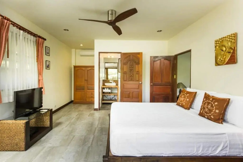 3 Bedroom Pool Villa SDV105-20 seconds walk to beach-By Samui Dream Villas