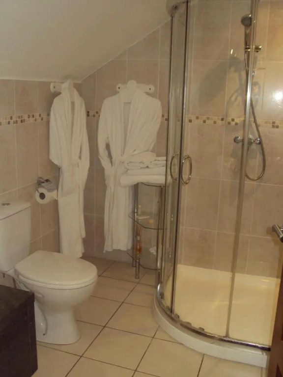 The Causeway Lodge